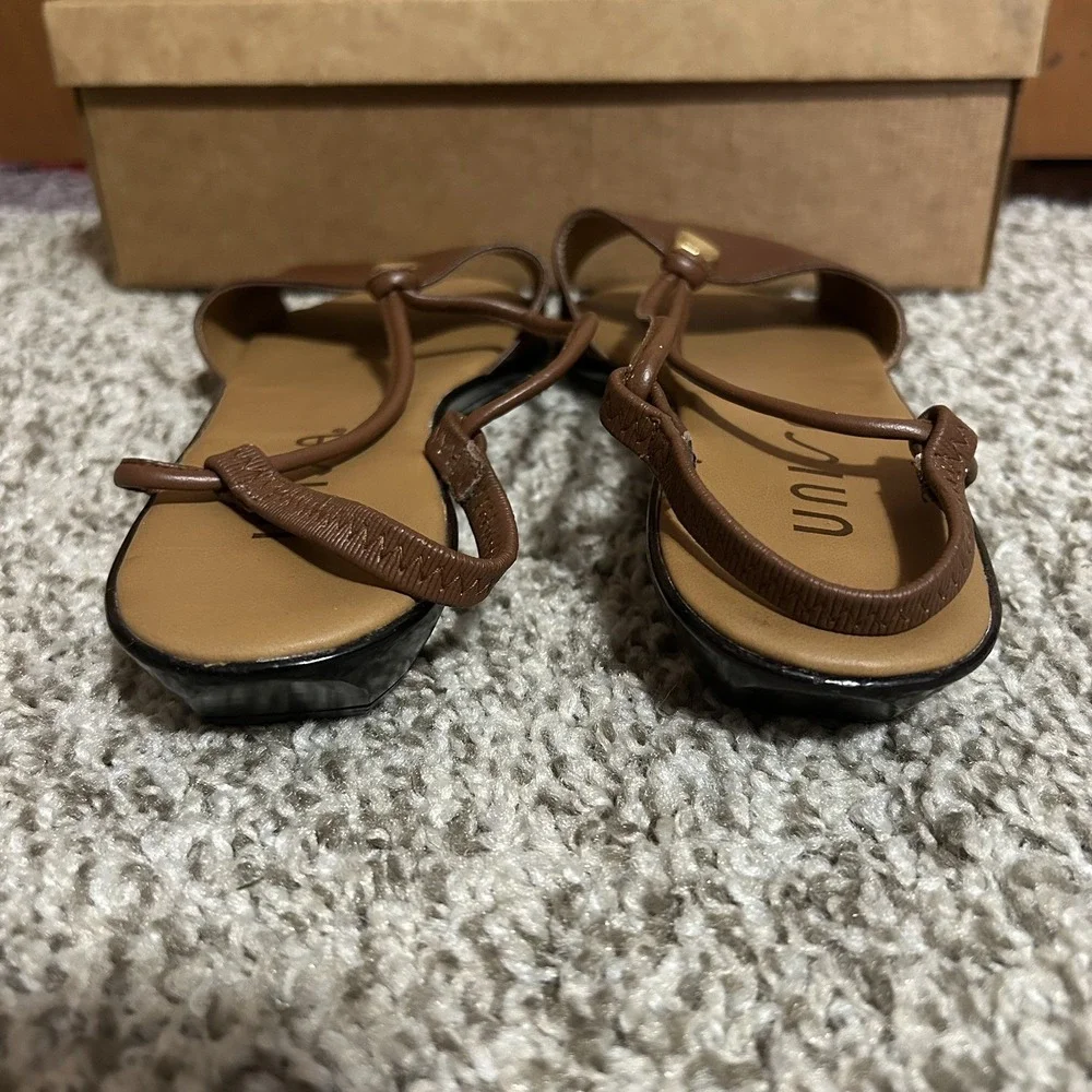 Vintage UNISA Women's Shoes Open Toe Size 8 Brown‎ Leather Upper - with Box